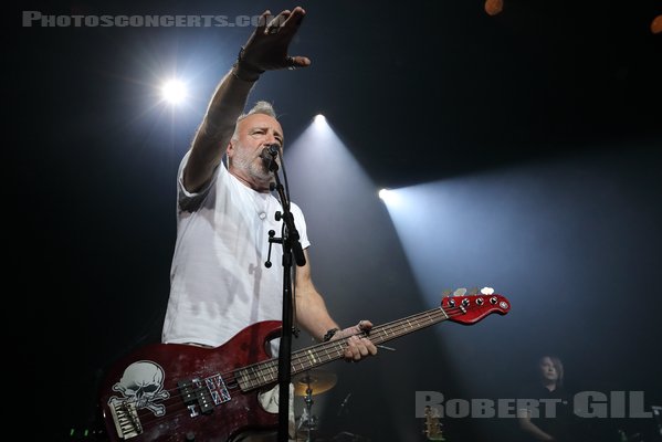 PETER HOOK AND THE LIGHT - 2022-05-25 - PARIS - Le Bataclan - Peter Woodhead